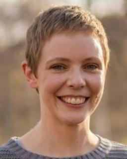portrait of Kirsten Mann
